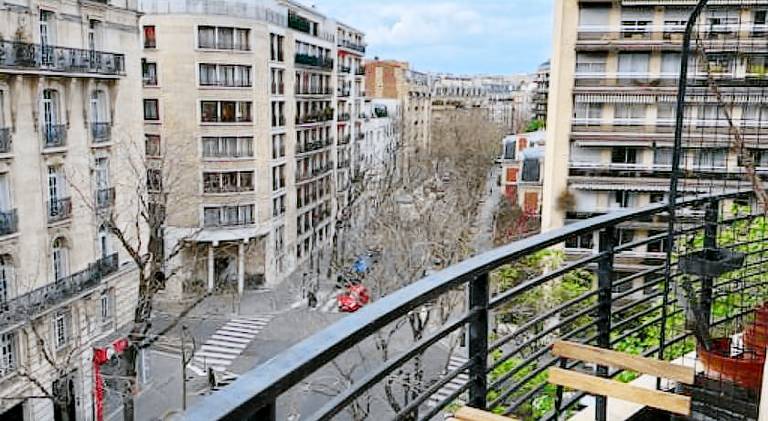 Holiday apartment with 1 room for 3 persons in Vanves