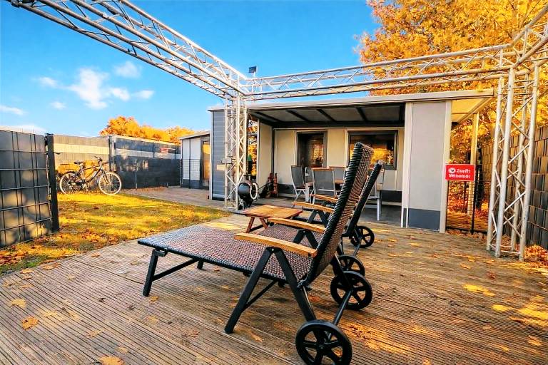  with dog in Lensterstrand, Baltic Sea Coast of Holstein for amaximum of 2 people