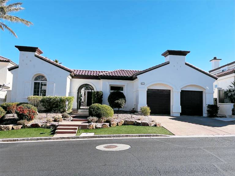 House Lake Las Vegas