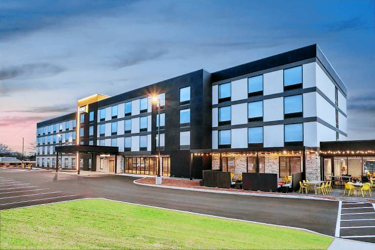 Home2 Suites by Hilton Indianapolis North at Intech Park — photo 4