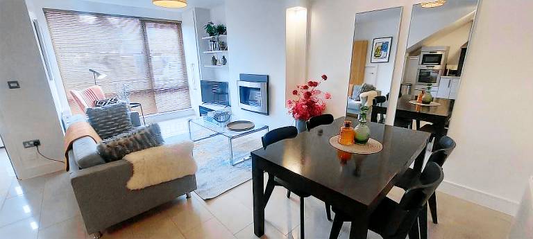 Apartment Bray