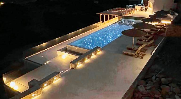 Holiday apartment with pool & terrace in Ios