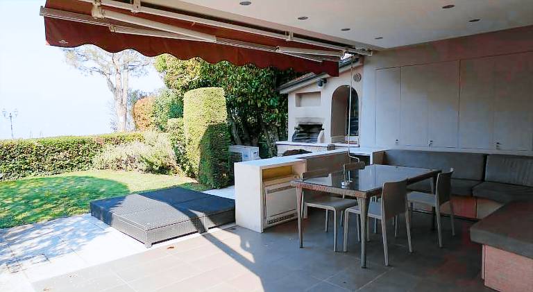 Apartment with BBQ, yard & patio — photo 5