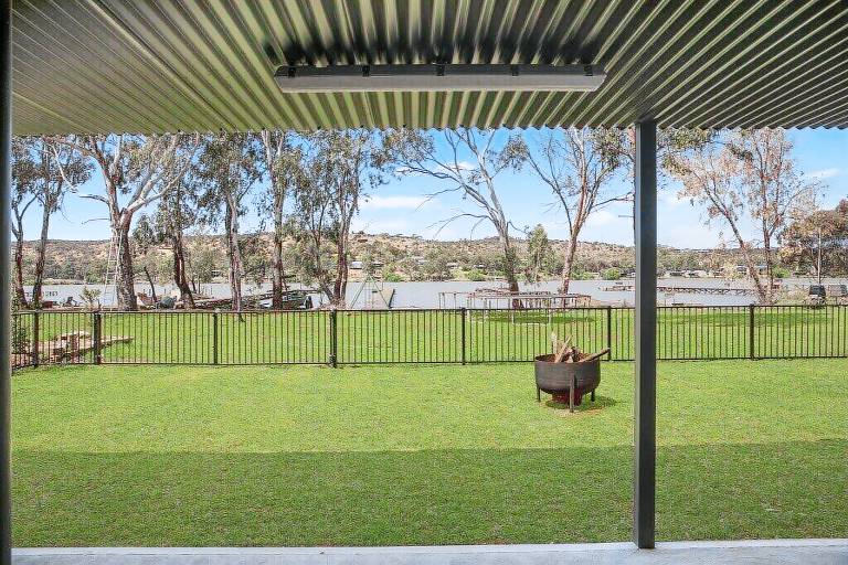 House Pellaring Flat