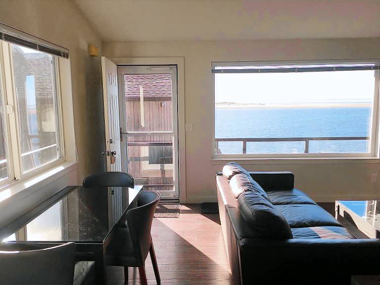 Condo Oceanside