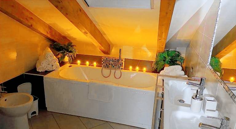 Holiday apartment with hot tub | Pet-friendly — photo 2