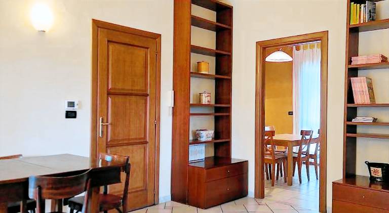 Rental apartment with 2 rooms for 5 persons — photo 2