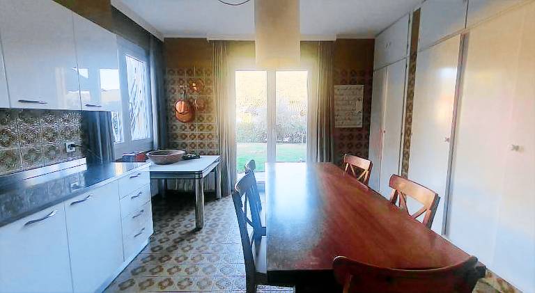 GOLDEN HILL - Elegant bright and spacious rooms with garden and shared kitchen — photo 3