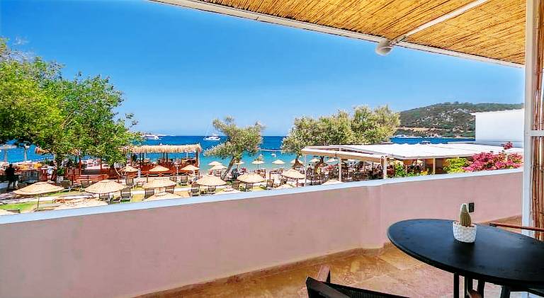 Daphnis Hotel — photo 4