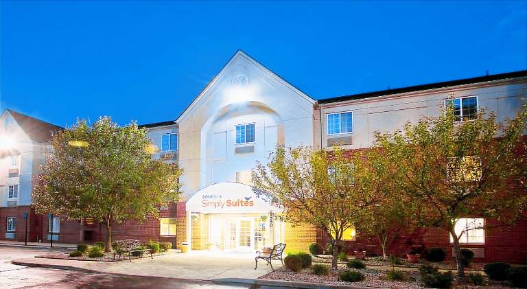 Sonesta Simply Suites Detroit Troy — photo 5