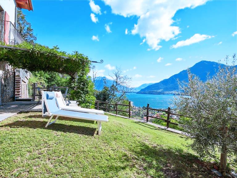 Fully equipped house with yard, barbeque & patio | Lake view | Pets allowed — photo 3