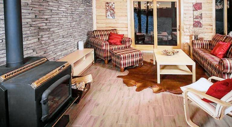 Chalet with 4 rooms for 10 persons — photo 2