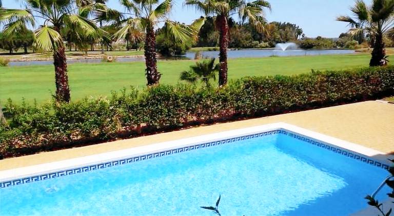 Apartment with pool in Ayamonte