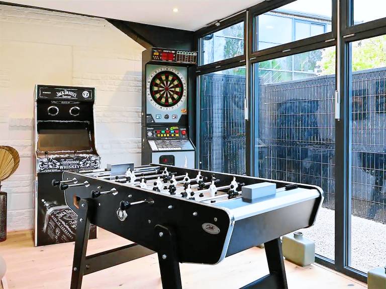 Luxury renovated villa with parking and air conditioning in Marcq-en-Barœul — photo 3