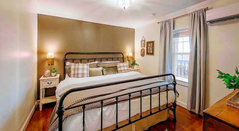 Historic Riverview Inn Suite Ten