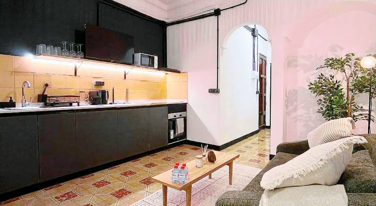 Charming rental apartment with pool | Dogs allowed — photo 2