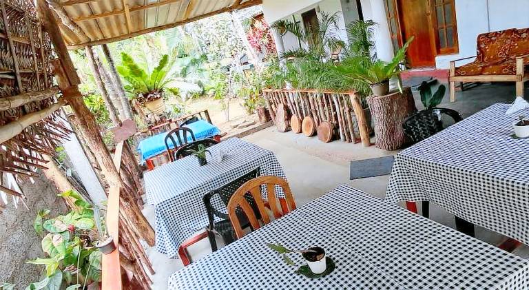 Family-oriented lovely apartment with sauna, patio & yard | Suitable for remote work | Pets are welcome — photo 4