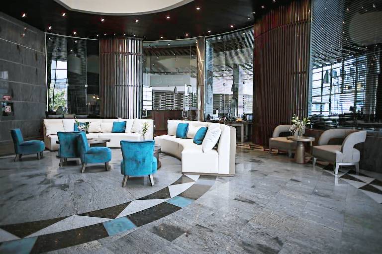 Suites Camino Real