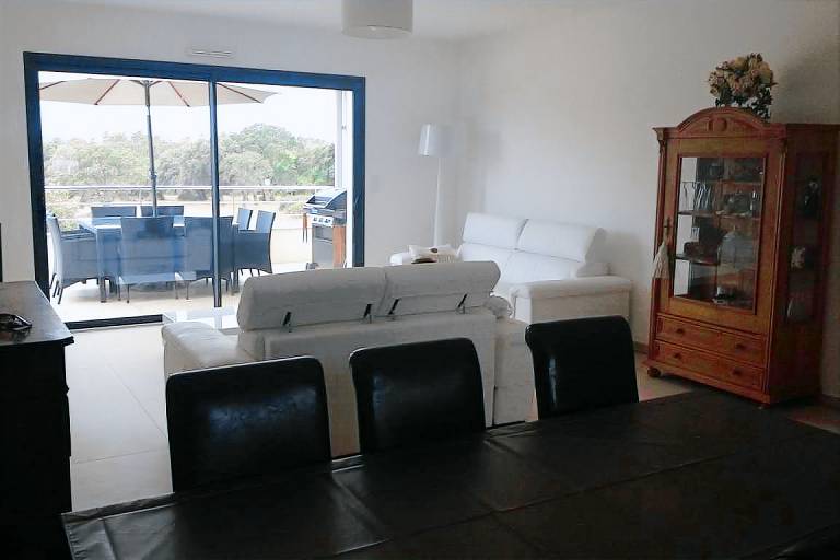 Bright apartment in Porto-Vecchio, near beach — photo 3