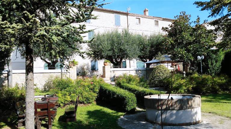 Ferienhaus in Avenale, Italienische Adriaküste f&uuml;r max. 31 Personen