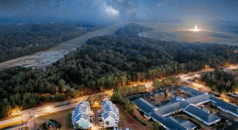 House with jacuzzi & pool | Pets allowed in Kill Devil Hills, NC