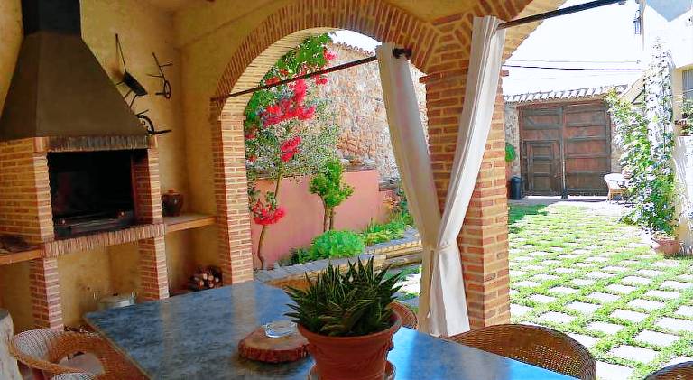 Vacation home with 4 rooms for 12 persons in Teruel