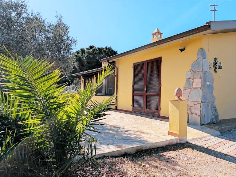 Independent villa with splendid sea view terrace — photo 3