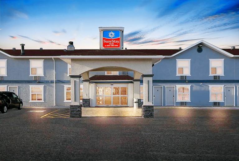 SureStay Plus by Best Western Brooks