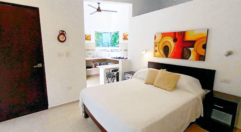 Vacation home with pool | Pet-friendly — photo 2
