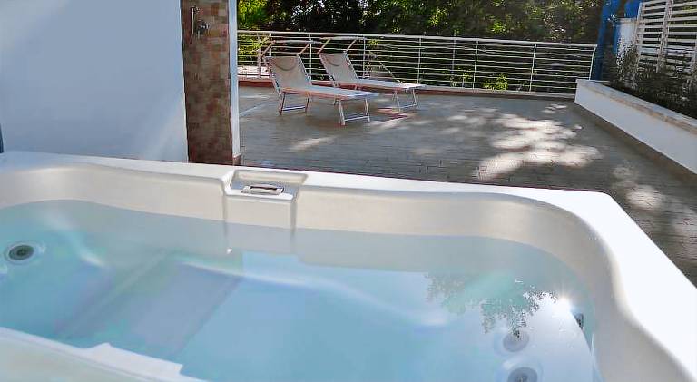 Lovely apartment with pool & hot tub | Next to the beach | Pets allowed — photo 2