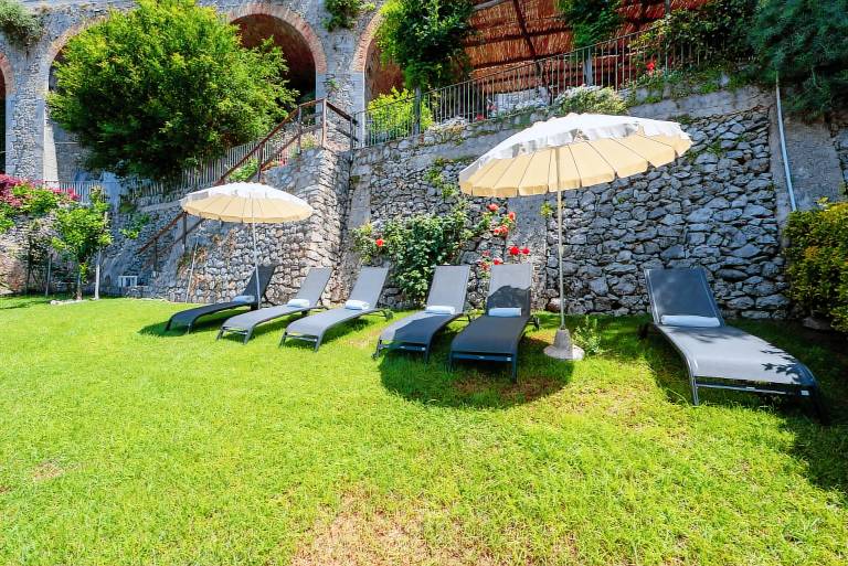 Fully equipped pleasant villa with private pool, patio & garden | Sea view | Pet-friendly — photo 3