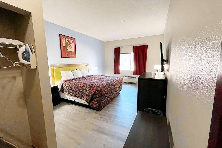 Coratel Inn & Suites By Jasper Wesley Hospital — photo 5