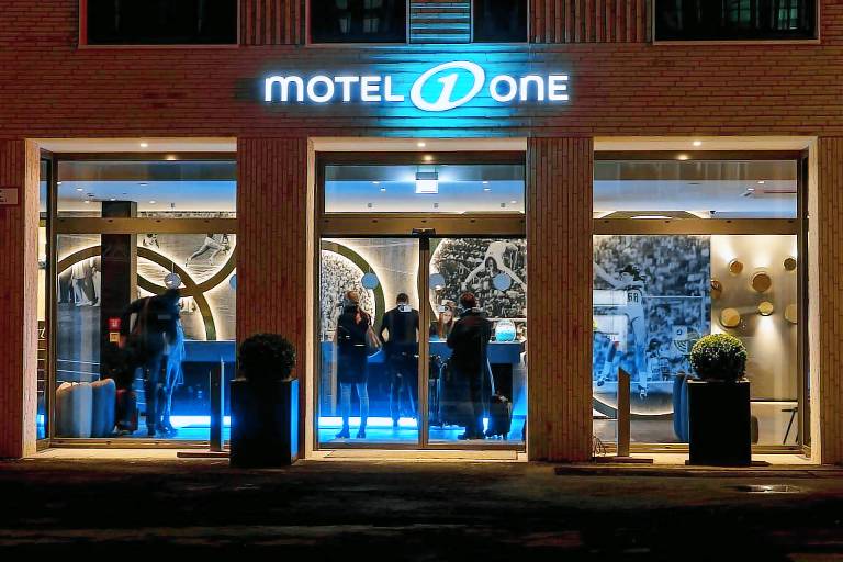 Motel One Munchen-Olympia Gate — photo 4