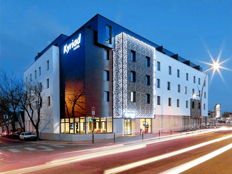 Kyriad Troyes Centre in La Chapelle-Saint-Luc