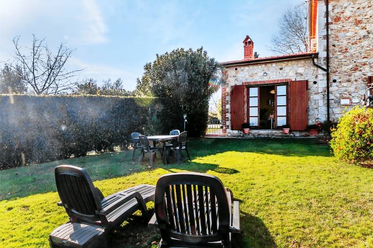 Apartment 'Granaio' with Shared Garden, Wi-Fi and Air Conditioning — photo 2