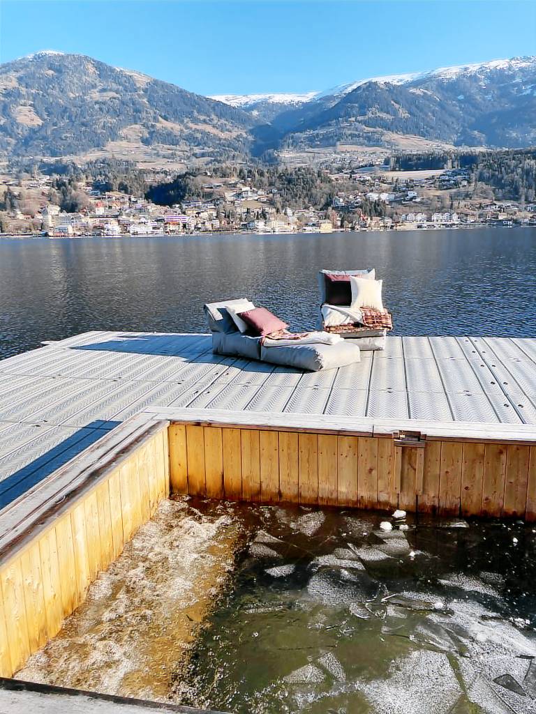 House with yard, terrace & hot tub | Lake view — photo 3