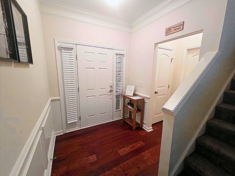 Family-oriented apartment with pool | Pets allowed — photo 2