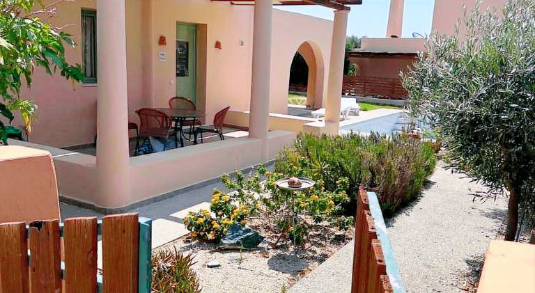Villa with patio, garden & grill | Dogs allowed — photo 5