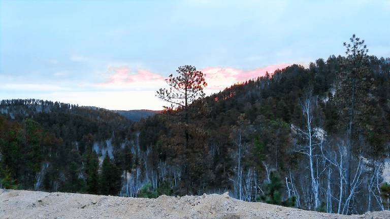 Spectacular Views From This Newly Built 3BR Hilltop Home outside Deadwood — photo 3