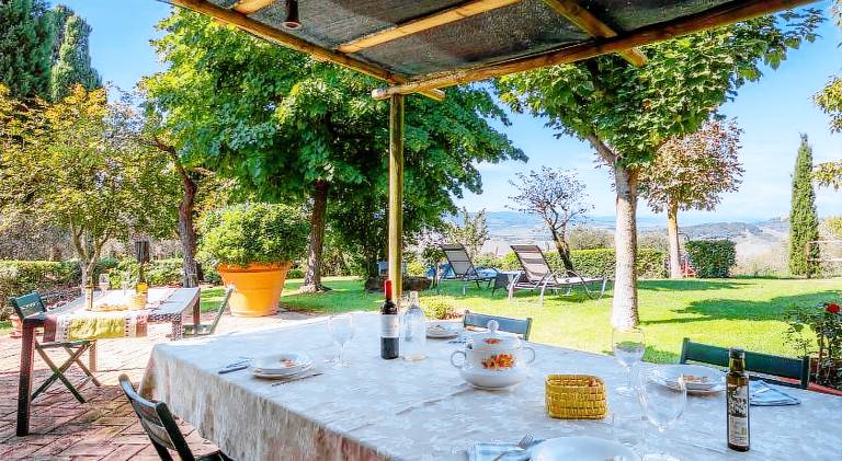 Vacation home with yard & barbeque | Pet-friendly — photo 4