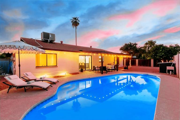 Broadway Palms Private Pool Chef Kitchen Office