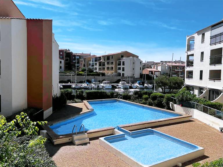 Wonderful studio with pool | Close to the beach | Pets allowed in Agde