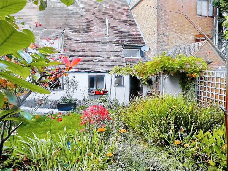 Cottage Hartpury