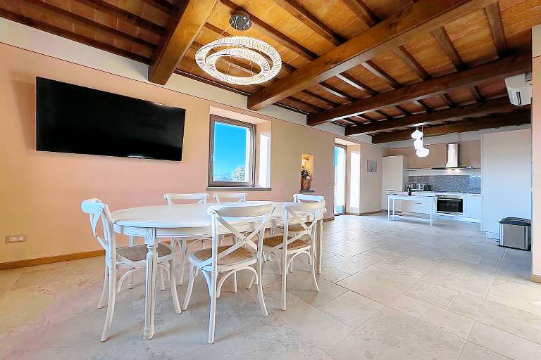 Holiday apartment with pool & terrace — photo 3