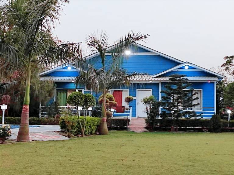 Expo Stay Farmhouse. in Noida