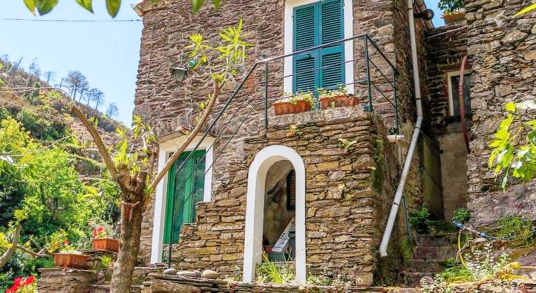 Vacation home with 2 rooms for 4 persons in Vernazza