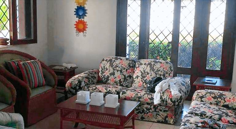 Vacation home with pool — photo 2