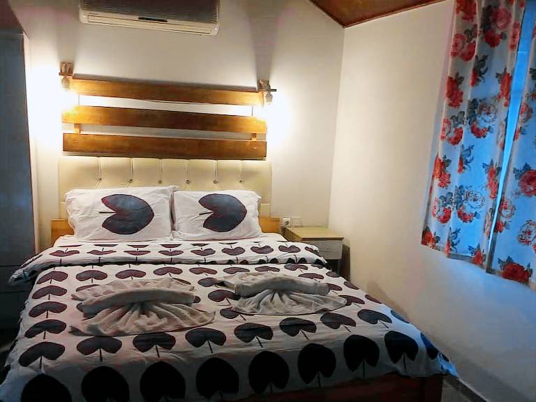 Nice apartment with yard, BBQ & terrace | Perfect for remote work | Pets allowed — photo 2