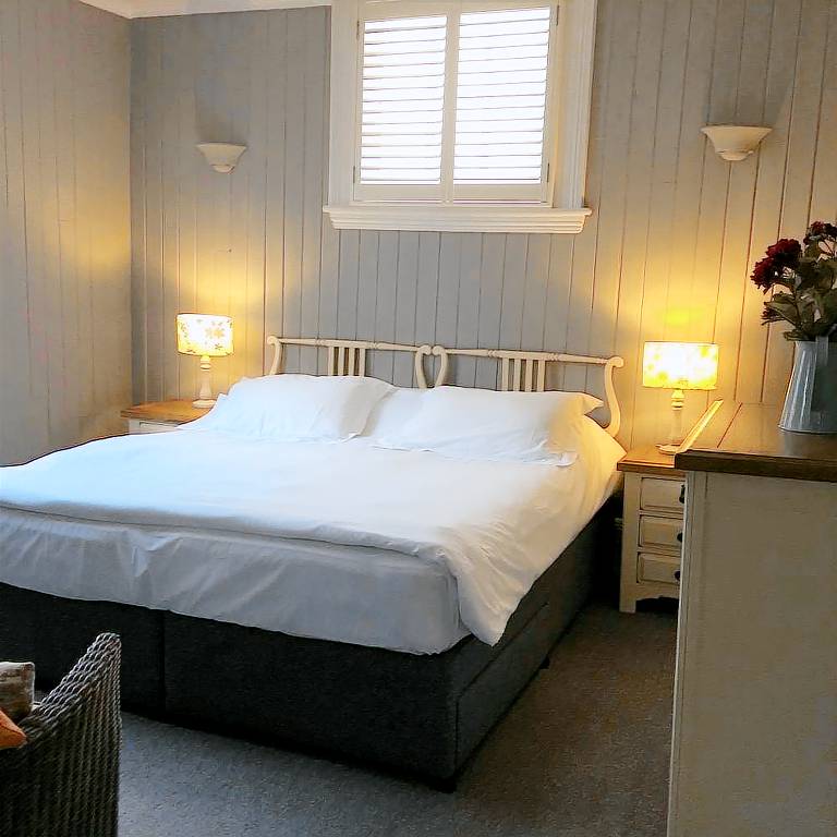 Bed and breakfast  Petworth
