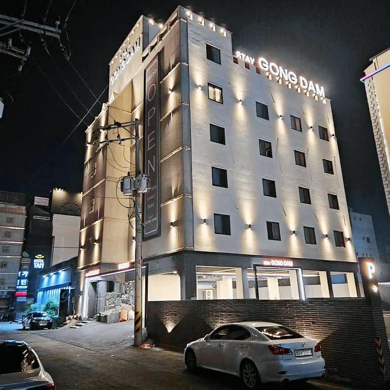 GONG DAM STAY HOTEL